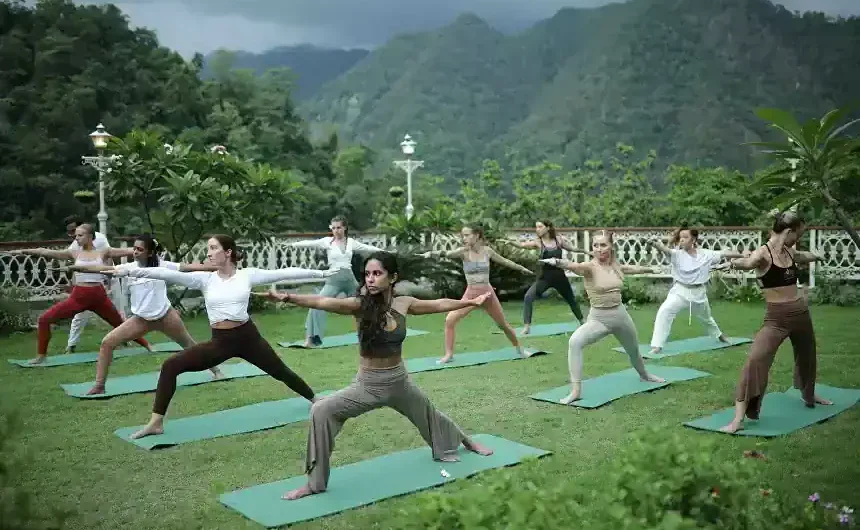 Best-Rated Yoga Teacher Training in Rishikesh for All Levels